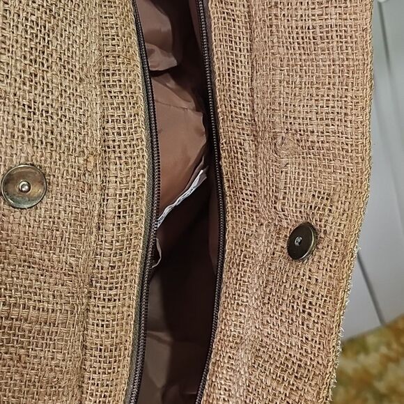 Clutch Snake Skin Style Accents Burlap Fully Lined Zip Closure And Snap - Picture 5 of 7